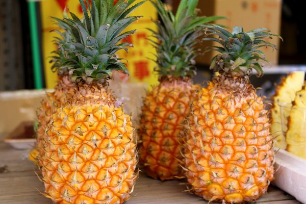 pineapple01